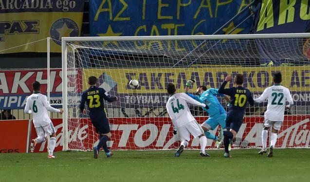 Σισικό και Μπουμσόνγκ έβαλαν το… χεράκι τους στο Αστέρας – ΠΑΟ 2-2