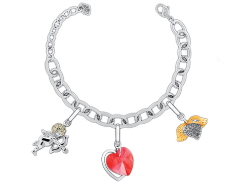 Τα κρυστάλλινα σύμβολα του έρωτα της Swarovski!