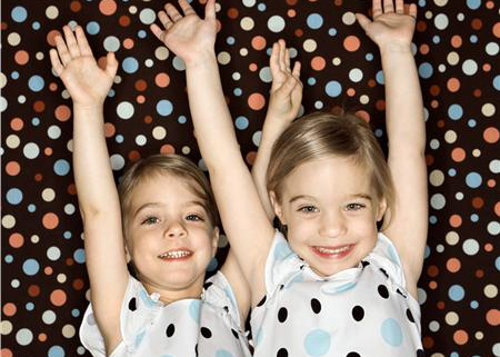 Μεγαλώνοντας δίδυμα