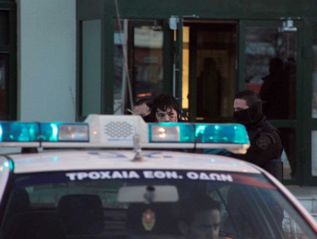 Μου είπαν ότι οι τραυματισμοί των «4» έγιναν στη σύλληψη, λέει ο Ν.Δένδιας