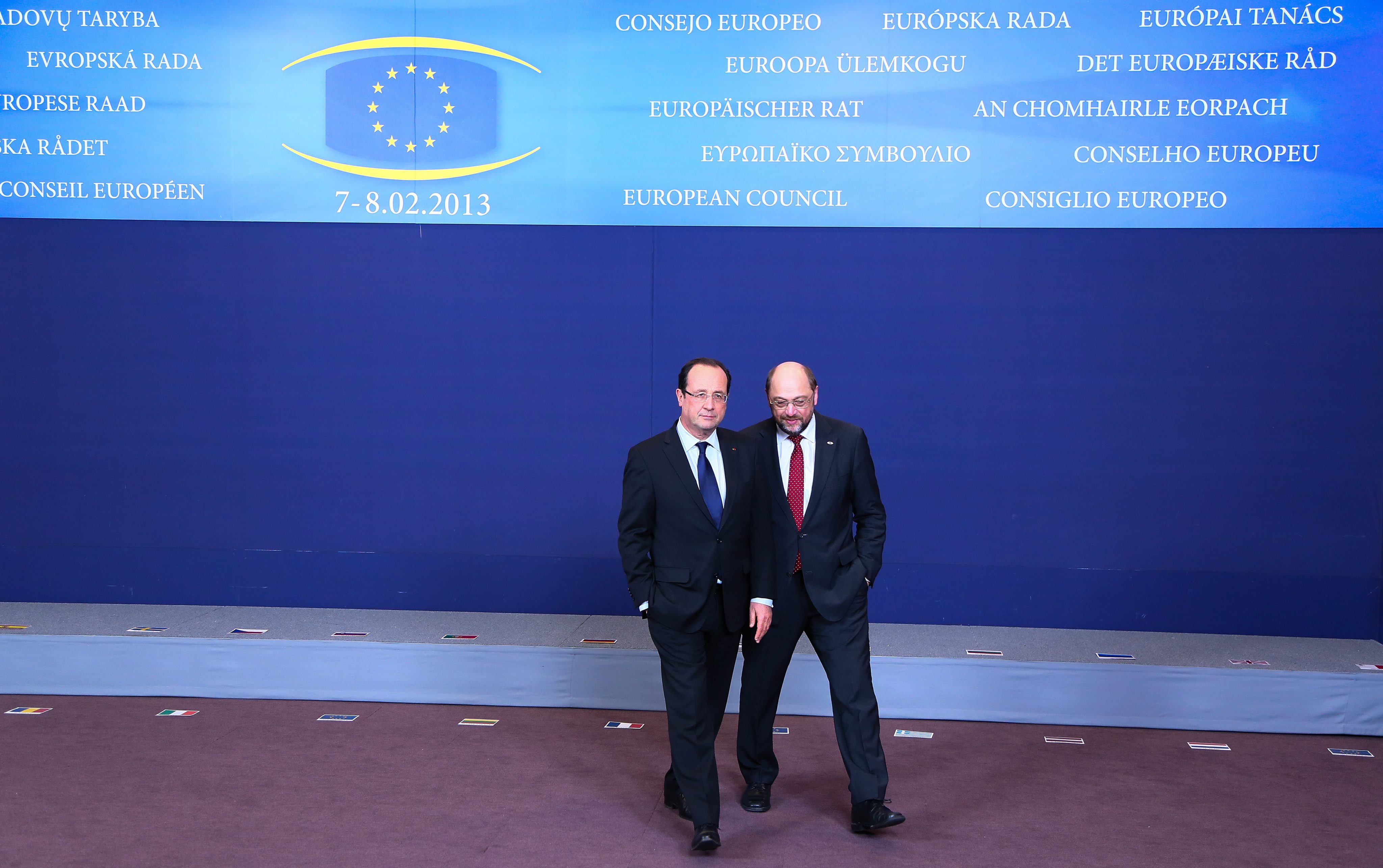 Η κακή «χημεία» των Γάλλων με τον Κάμερον πέρασε από τον Σαρκοζί στον Ολάντ