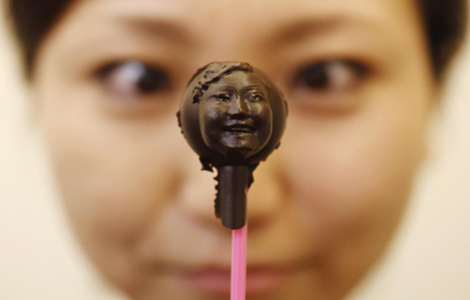 Tο πρόσωπό τους σε σοκολάτα προσφέρουν Ιάπωνες ανήμερα του Αγ.Βαλεντίνου