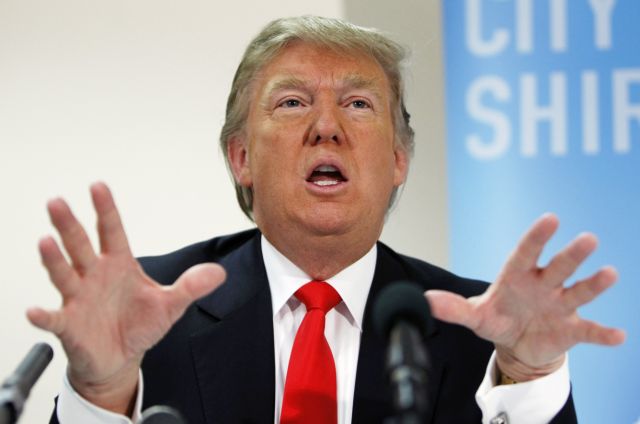 Ένας μεγιστάνας, ένας κωμικός κι ένας ουραγκοτάγκος…