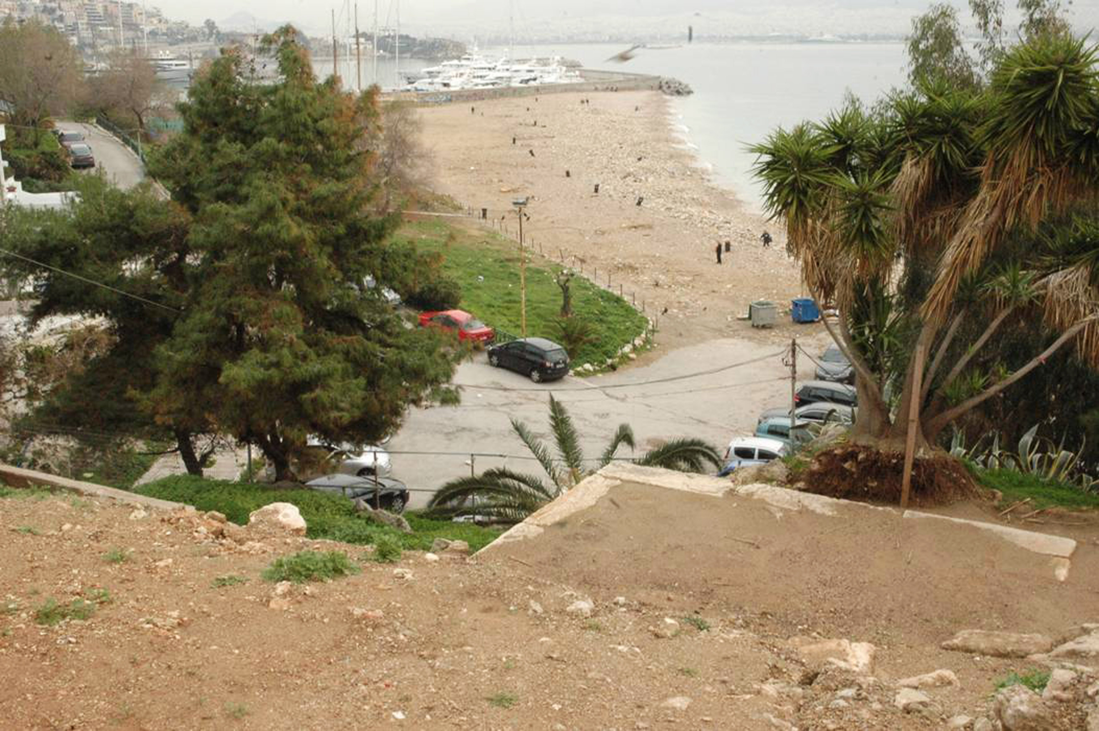 Θερινό σινεμά στα Βοτσαλάκια, αναψυκτήριο και πάρκινγκ στη Φρεαττύδα