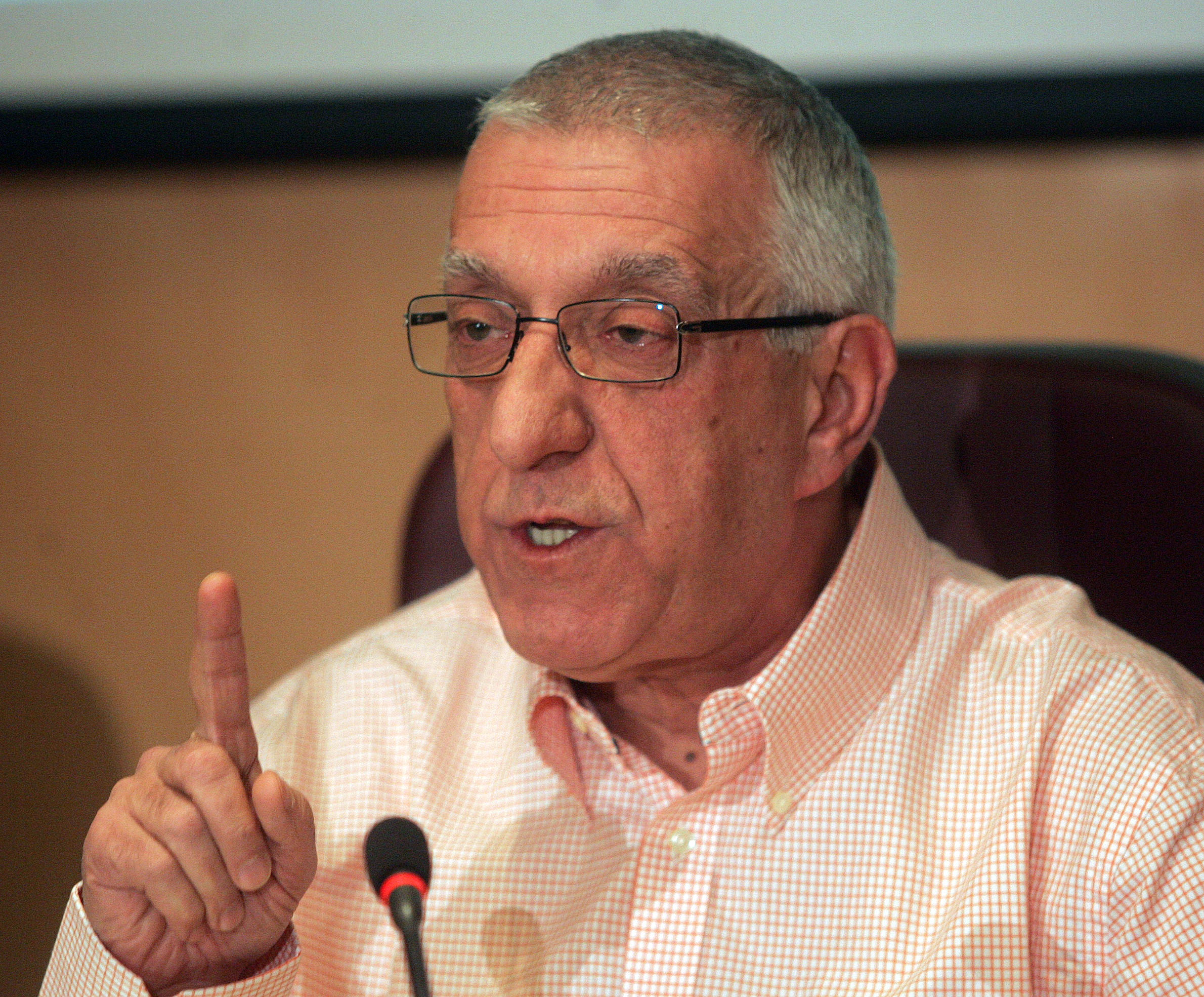 Στο στόχαστρο του Ν.Κακλαμάνη μπαίνει ο Γιάννης Στουρνάρας