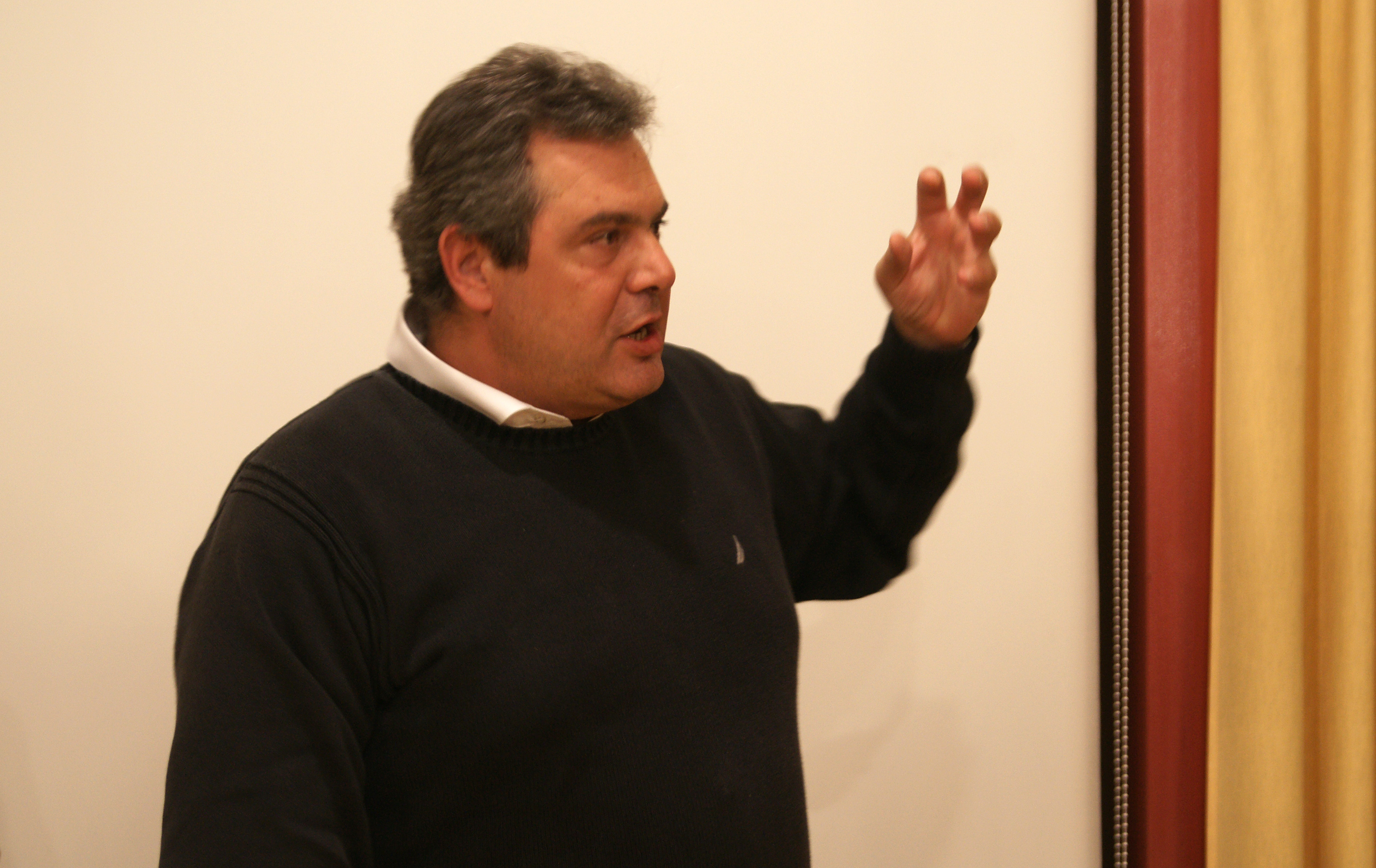 Πυρά Καμμένου, Παπαρήγα στον πρωθυπουργό για την στάση του απέναντι στους αγρότες