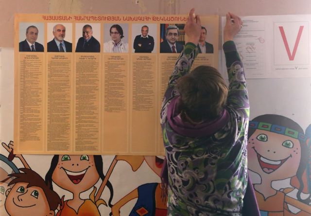 Οι Αρμένιοι εκλέγουν πρόεδρο, φαβορί ο Σερζ Σαρκισιάν