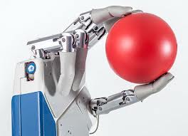 Τεχνητό χέρι που ελέγχεται με τη σκέψη θα εμφυτευτεί σε ασθενή