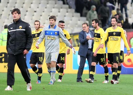 Πριμ… καρδιάς στους παίκτες της ΑΕΚ από ομογενή οπαδό