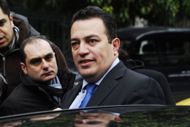 Συνάντηση του πρωθυπουργού με την ηγεσία του υπουργείου Εσωτερικών