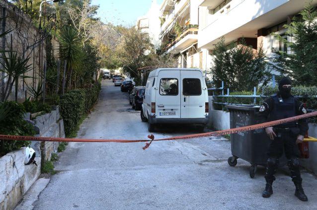 Τα στοιχεία των πλαστών ταυτοτήτων του διαμερίσματος στα Τουρκοβούνια