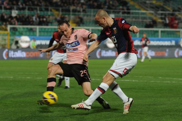 Άνοστη μοιρασιά για Παλέρμο και Τζένοα, «μονομαχία» στο Μιλάνο την Κυριακή
