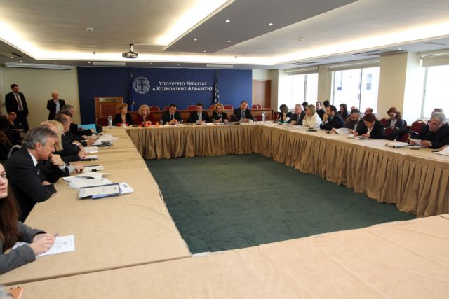 Προτεραιότητα οι νέοι άνεργοι και οι οικογένειες χωρίς εργαζόμενο