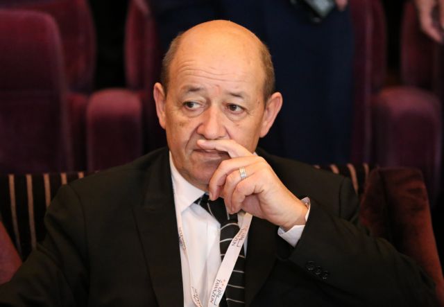 Στην Αθήνα ο Γάλλος υπουργός Άμυνας, Ζαν-Υβ Λε Ντριάν