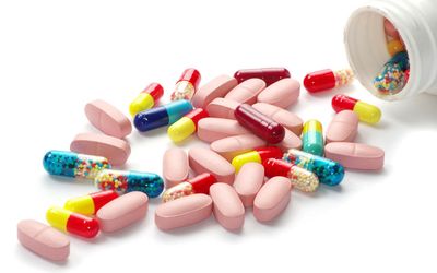 Μήπως τα φάρμακα που παίρνετε κάνουν κακό στα οστά σας;