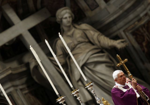 Κατεβαίνει από τον παπικό θρόνο ο Βενέδικτος ΙΣτ’