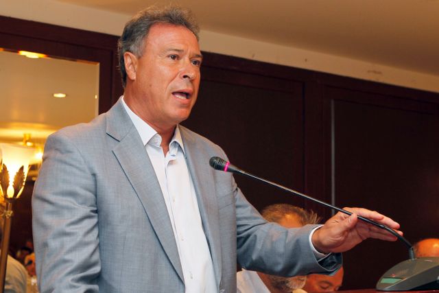 Συνελήφθησαν για χρηματισμό δύο υπάλληλοι του ΕΔΣΝΑ