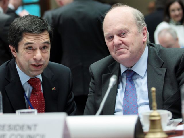 Η τρόικα θα αποφασίσει για παράταση σε Ιρλανδία-Πορτογαλία, λέει το Ecofin