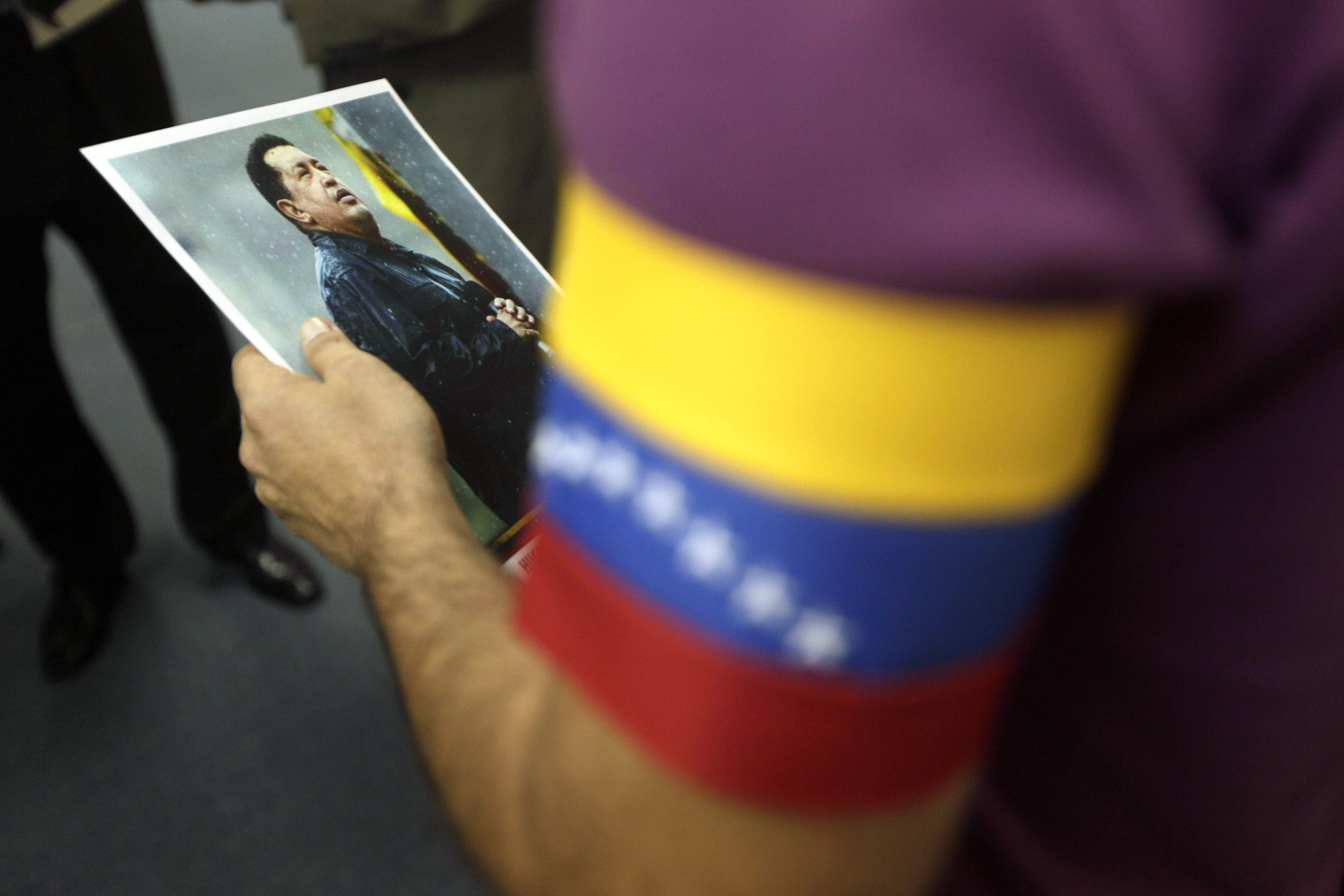 Τηλεόραση και Twitter έφτιαξαν την εικόνα του Τσάβες