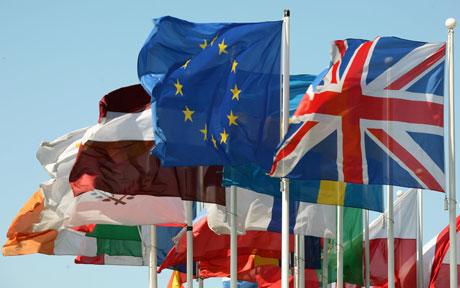 Διευκολύνσεις για τις μικρομεσαίες επιχειρήσεις προωθεί η ΕΕ