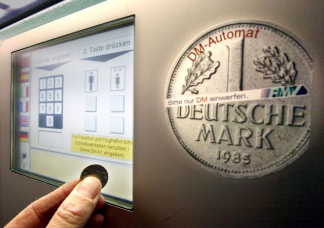 Γερμανικό κόμμα για την κατάργηση του ευρώ