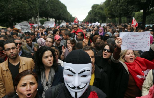 Αυτοπυρπολήθηκε νεαρός στην Τυνησία, καταγγέλλοντας ανεργία και ανέχεια