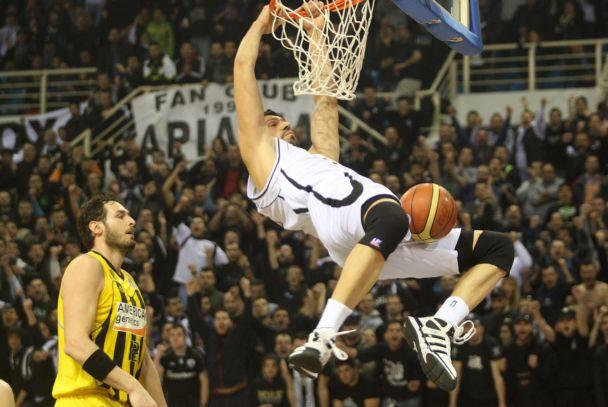 Πήρε το ντέρμπι και σταθεροποιήθηκε στην τετράδα ο ΠΑΟΚ