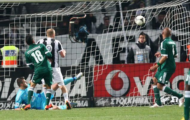 Ο ΠΑΟΚ νίκησε εύκολα τον Παναθηναϊκό με 2-0