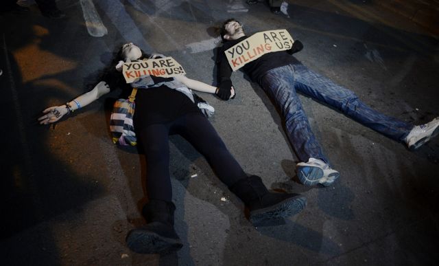 Ούτε στα καουμπόικα τέτοιες ληστείες καταθέσεων όπως στην Κύπρο, λέει η ΟΤΟΕ