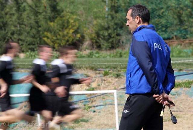 Νέες αποδοκιμασίες κατά Δώνη, φυγαδεύτηκε από τη Μεσημβρία