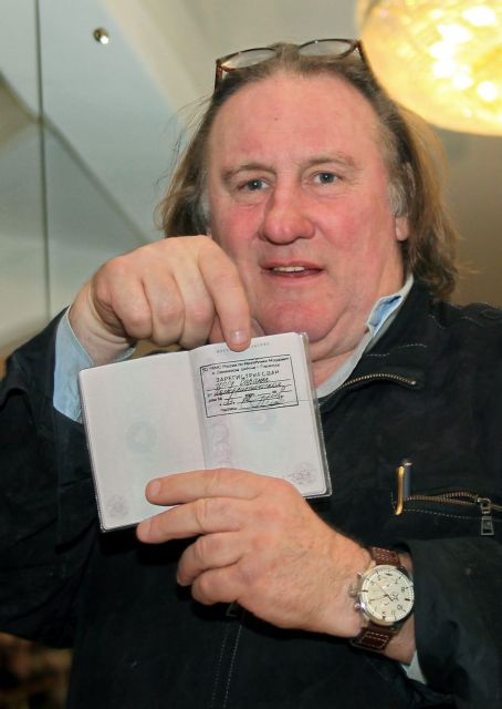 Ο Ντεπαρντιέ «όλο και πιο αξιοπρόσεκτος» είπε ο ρώσος πρωθυπουργός