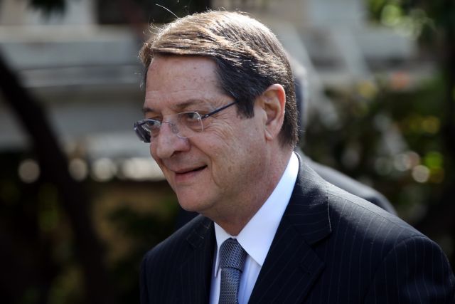 Το Σχέδιο Β’ συζητούν οι πολιτικοί αρχηγοί στην Κύπρο