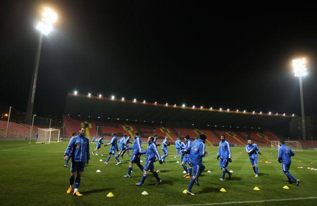 Έτοιμη να αντιμετωπίσει κρύο και… καυτή ατμόσφαιρα η Εθνική