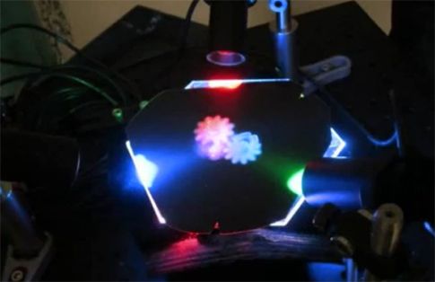 Πειραματική οθόνη της HP προσφέρει 3D χωρίς γυαλιά