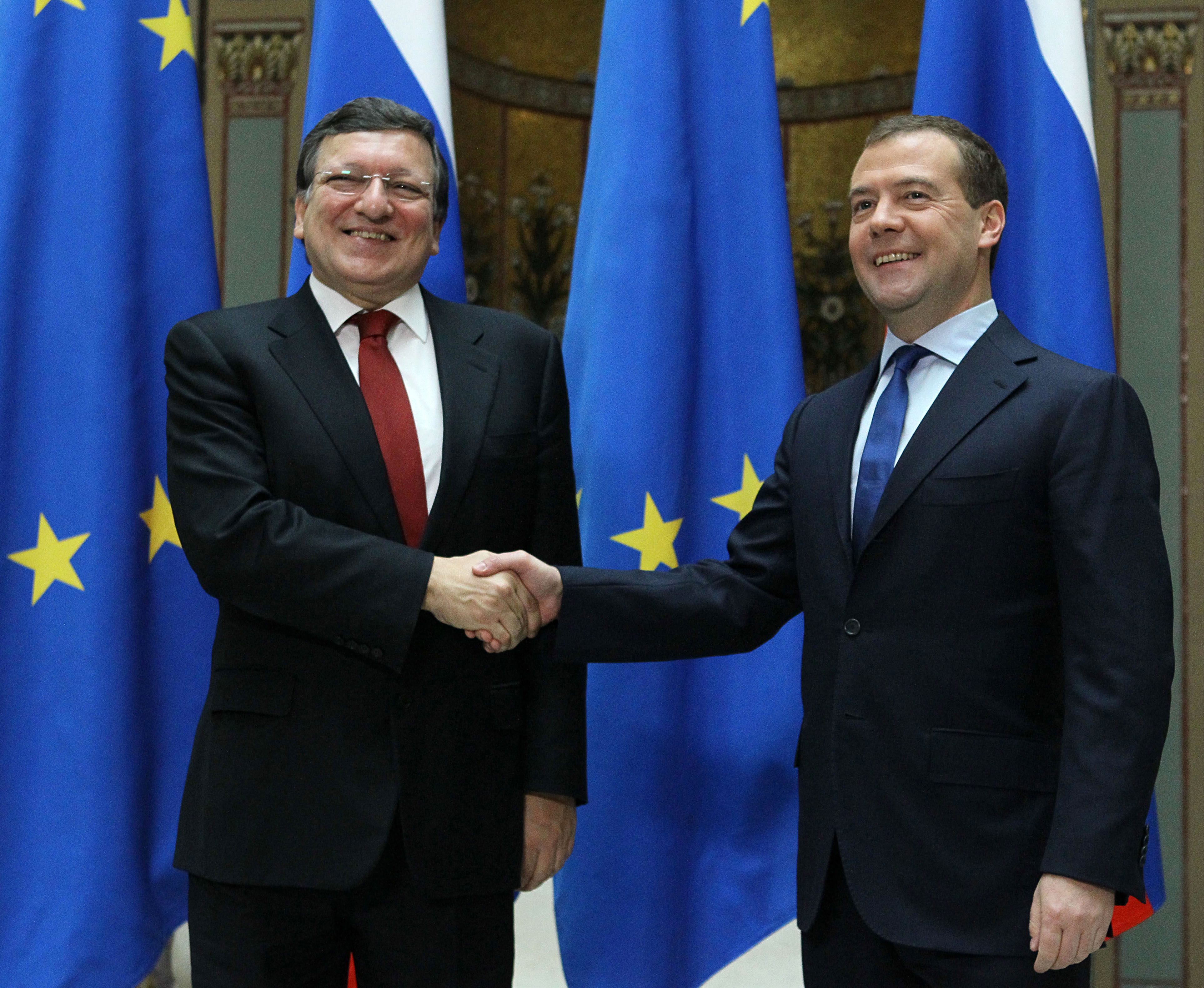 Προηγείται συμφωνία Κύπρου – ΕΕ, λέει ο Μεντβέντεφ