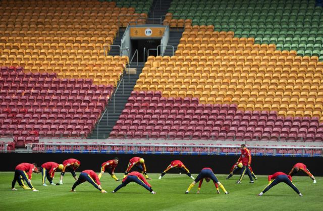 Σε Γαλλία και Μαυροβούνιο παίζουν το μέλλον τους Ισπανία και Αγγλία