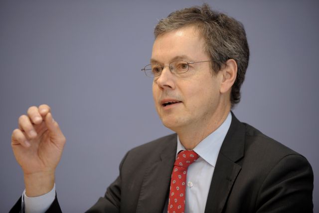 Κινδύνους για όλη την Ευρωζώνη από το bail-in στην Κύπρο βλέπει ο Π. Μπόφινγκερ