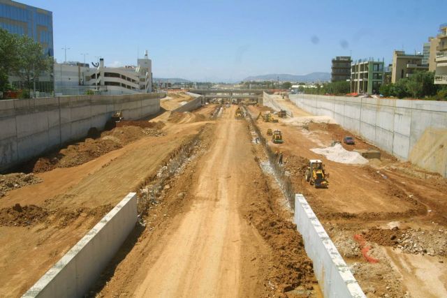 Τροπολογία στο επενδυτικό νομοσχέδιο για την επιτάχυνση των απαλλοτριώσεων