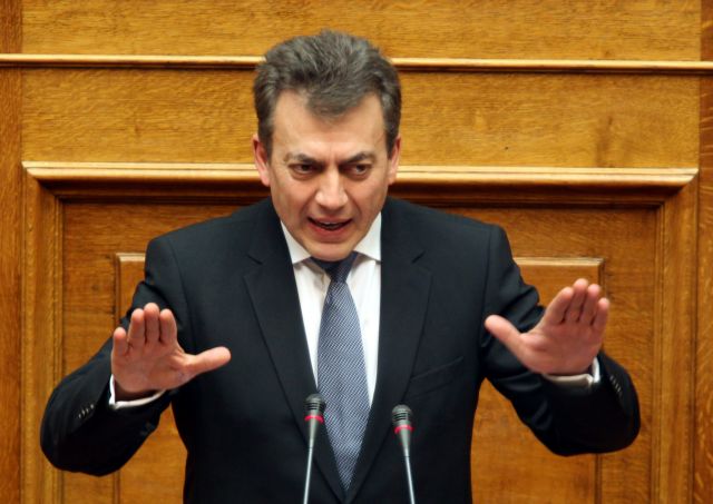 Όρος η απαγόρευση απολύσεων στο πρόγραμμα απασχόλησης νέων