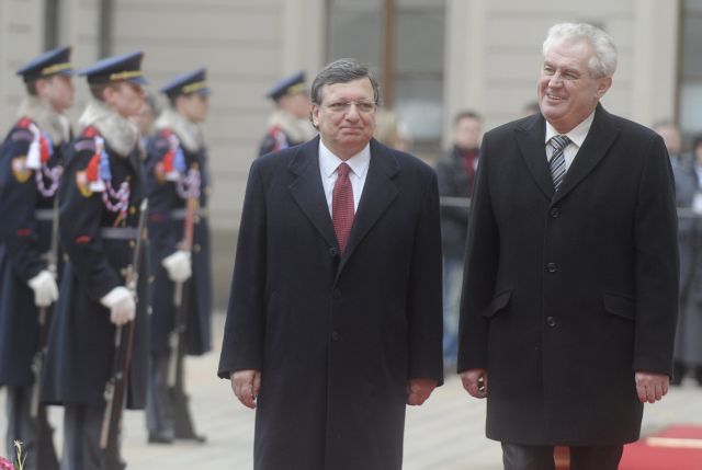 Το χειρότερο τμήμα της κρίσης έχει περάσει, λέει ο Μπαρόζο