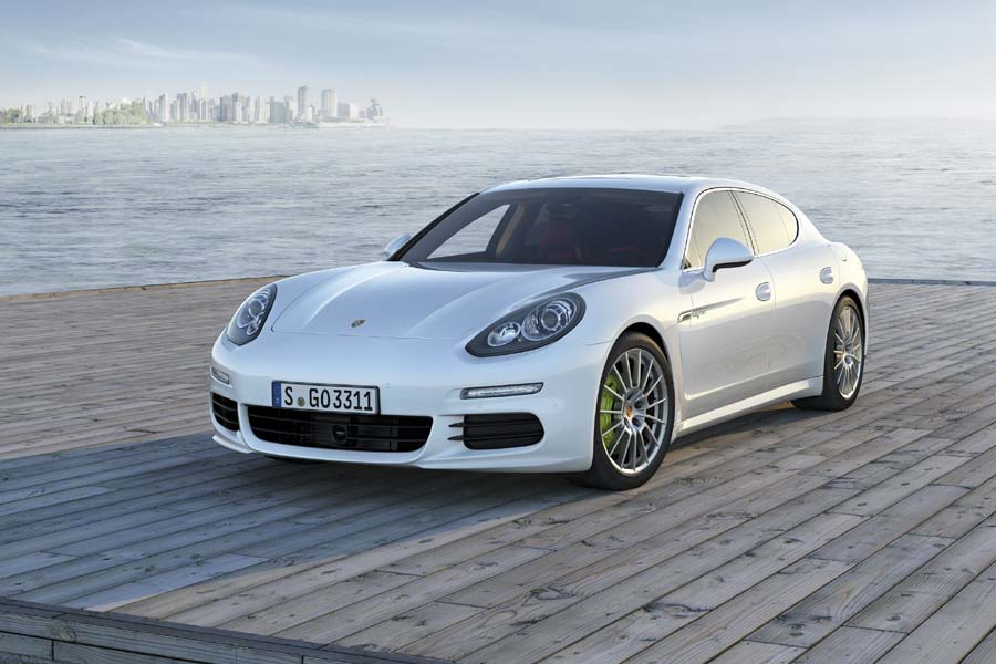 Porsche Panamera 2014: Ανανέωση… υψηλής τάσης