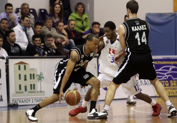 «Ζωντανός» ο Πανελευσινιακός με 67-54 τον ΠΑΟΚ