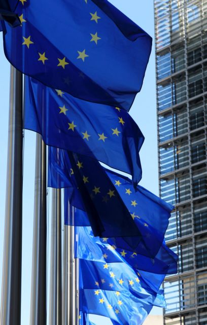 Απαράδεκτη για τη Κομισιόν η επιμονή της Αυστρίας στο τραπεζικό της απόρρητο