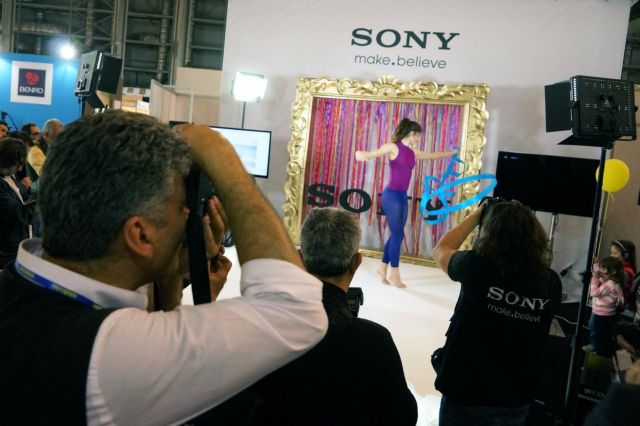 Η Sony ζωντανεύει τα χρώματα και την κίνηση στην PhotoVision 2013