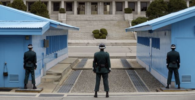 Συναγερμός για το εάν η Β.Κορέα μπορεί να βάλει πυρηνικά σε πυραύλους