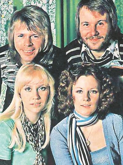 Η αυλαία της Eurovision ανοίγει με τραγούδι πρώην μελών των ABBA