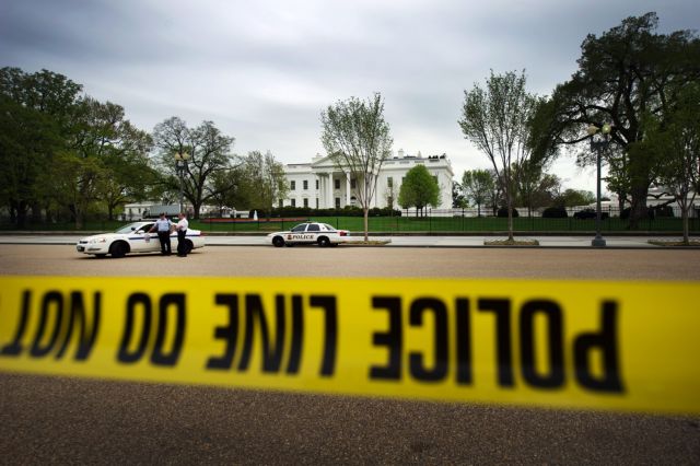 Στο κόκκινο τα μέτρα ασφαλείας στις ΗΠΑ μετά τις εκρήξεις στη Βοστώνη