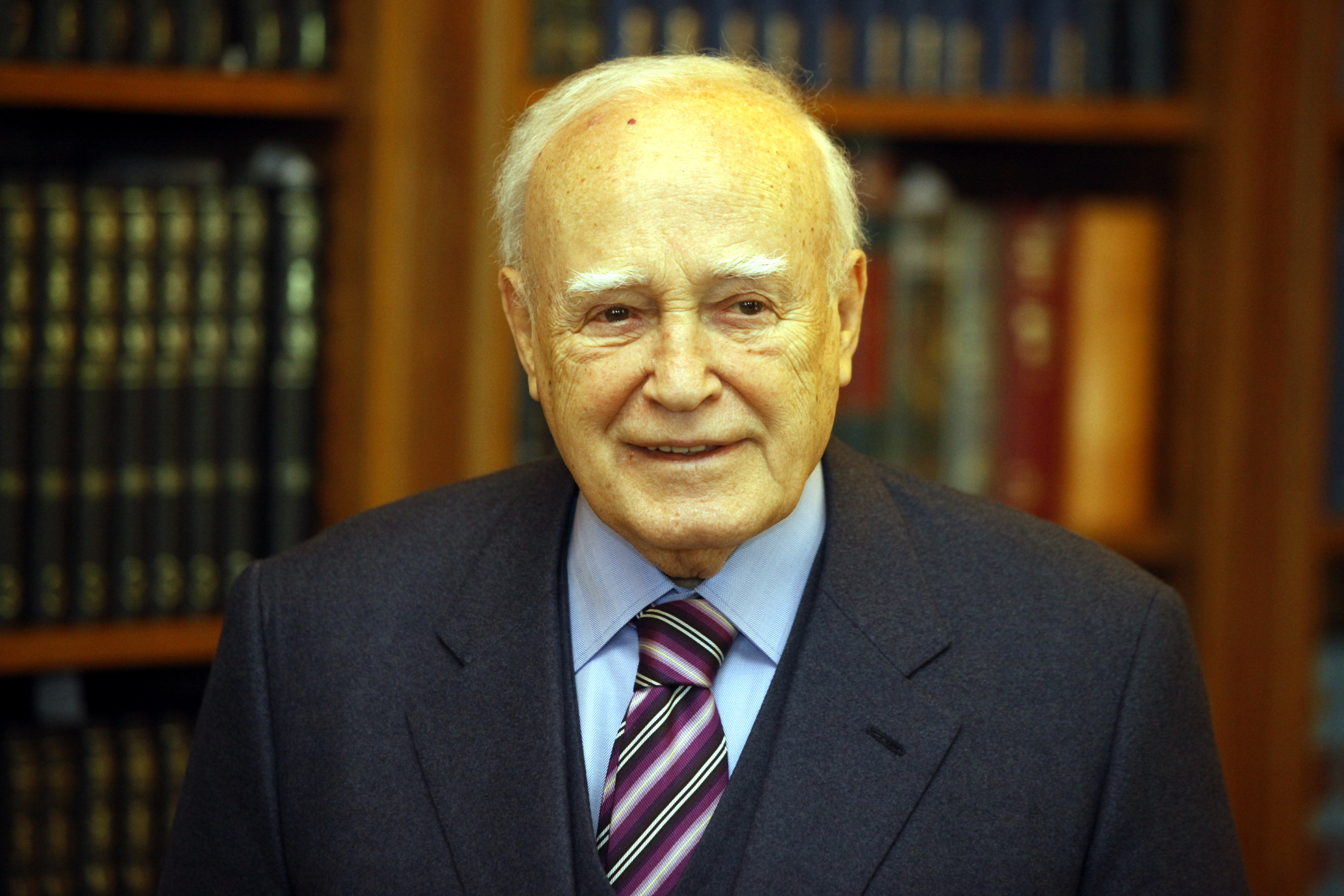 Επίσκεψη Παπούλια στις φυλακές ανηλίκων