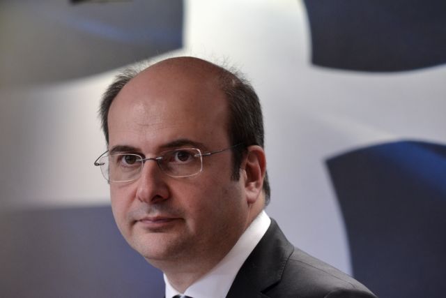 Αν δεν θέλουν τα μικρά καταστήματα ας μην ανοίγουν τις Κυριακές, λέει ο Κ.Χατζηδάκης