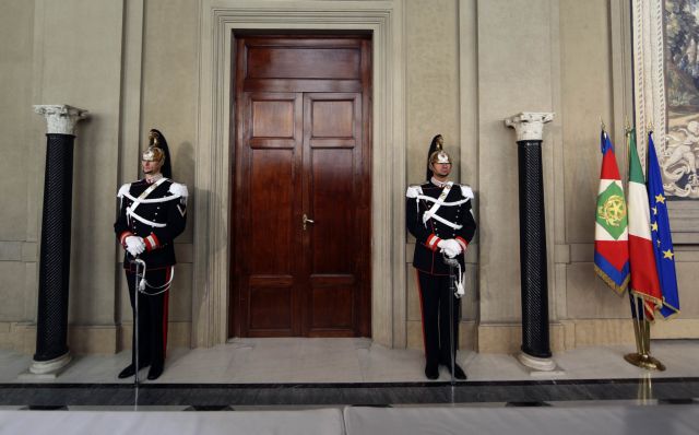 Διαβουλεύσεις «εξπρές» από τον Ναπολιτάνο για σχηματισμό κυβέρνησης